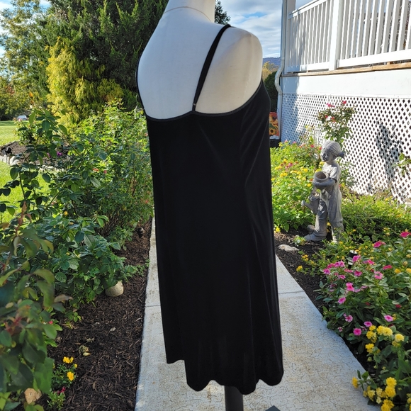 GILLIGAN & O'MALLEY ♡ Gorgeous Vintage SOFT Black Midi Velvet Robe with Belt S/M - Picture 16 of 17